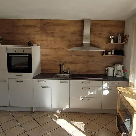 Haus 48 Parterre Statz