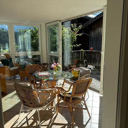 Haus 48 Parterre * Statz